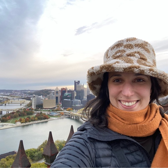 Meet your Posher, Paige - Picture 3 of 8